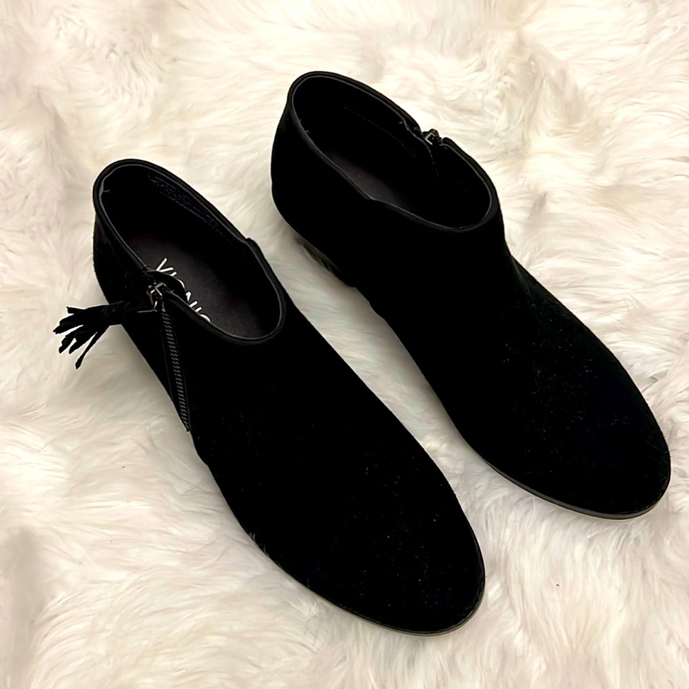 Vionic Shoe Boots.   Size 9.1/2